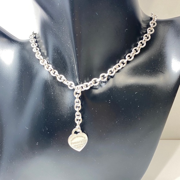 Authentic Tiffany & Co Heart Tag Necklace - Picture 2 of 8